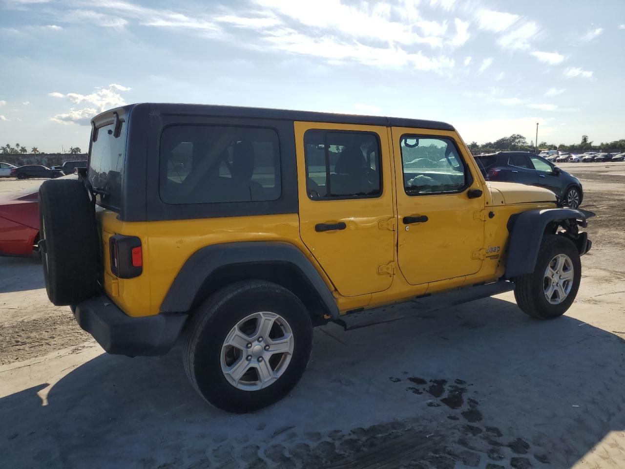 2020 Jeep Wrangler VIN 1C4HJXDN8LW262154 Copart auction photo, front end / side damage thumbnail 3