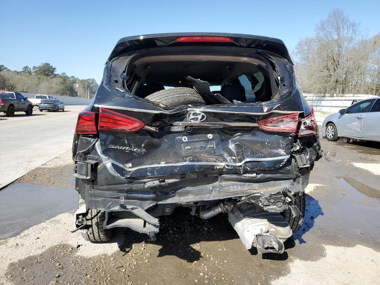 2019 Hyundai Santa Fe VIN 5NMS33AD1KH022269 Copart auction photo, rear end damage thumbnail 6