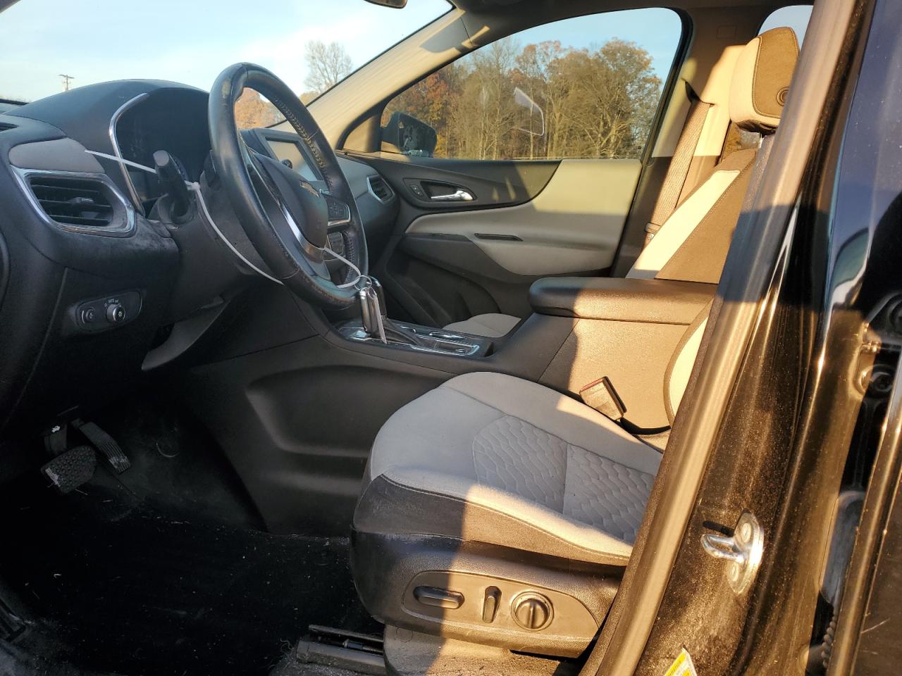 2018 Chevrolet Equinox VIN 2GNAXJEV2J6148807 Copart auction photo, all over damage thumbnail 7