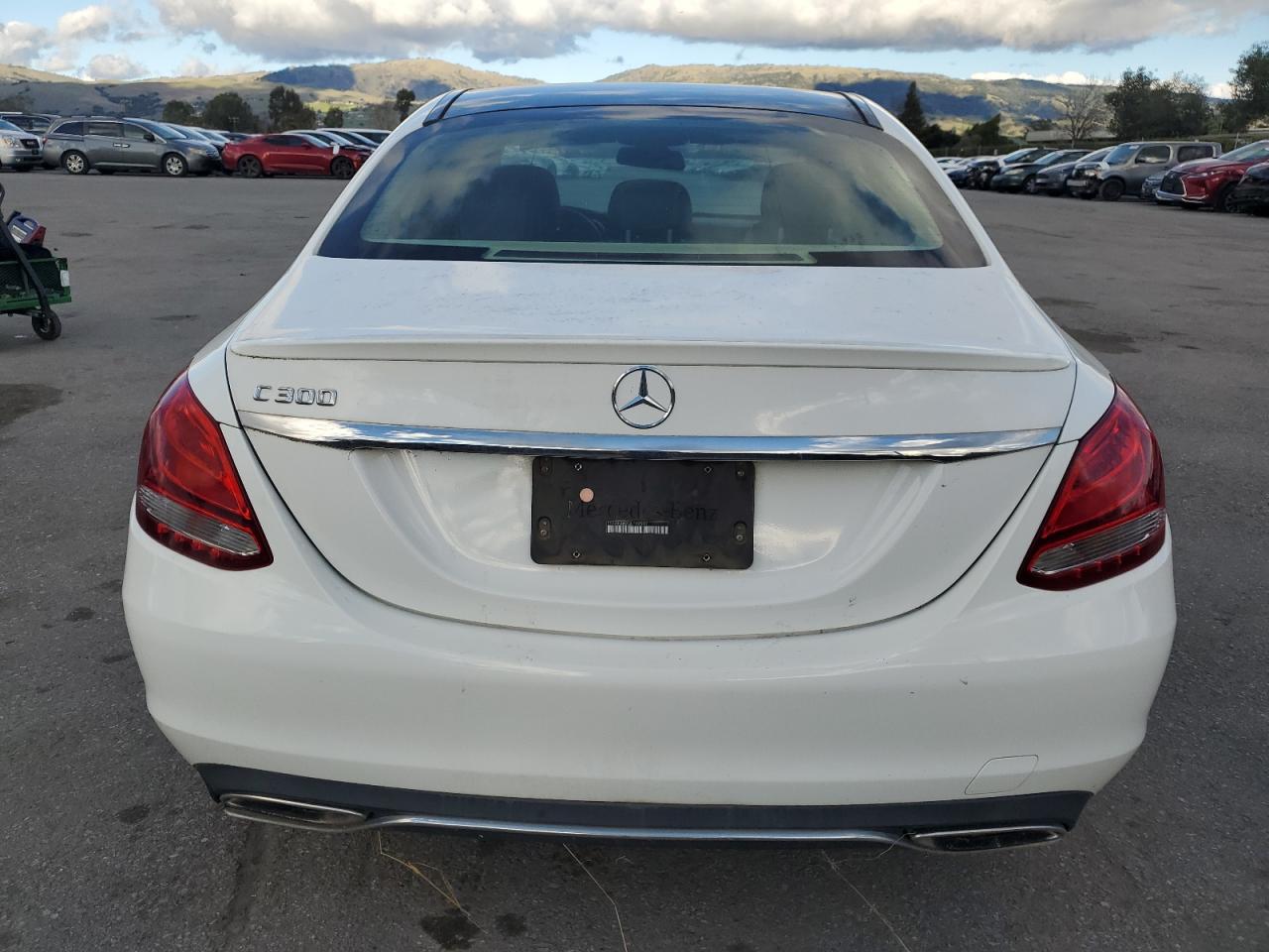 2016 Mercedes-Benz C-klasse VIN 55SWF4JBXGU102593 Copart auction photo, mechanical / minor dent/scratches damage thumbnail 6