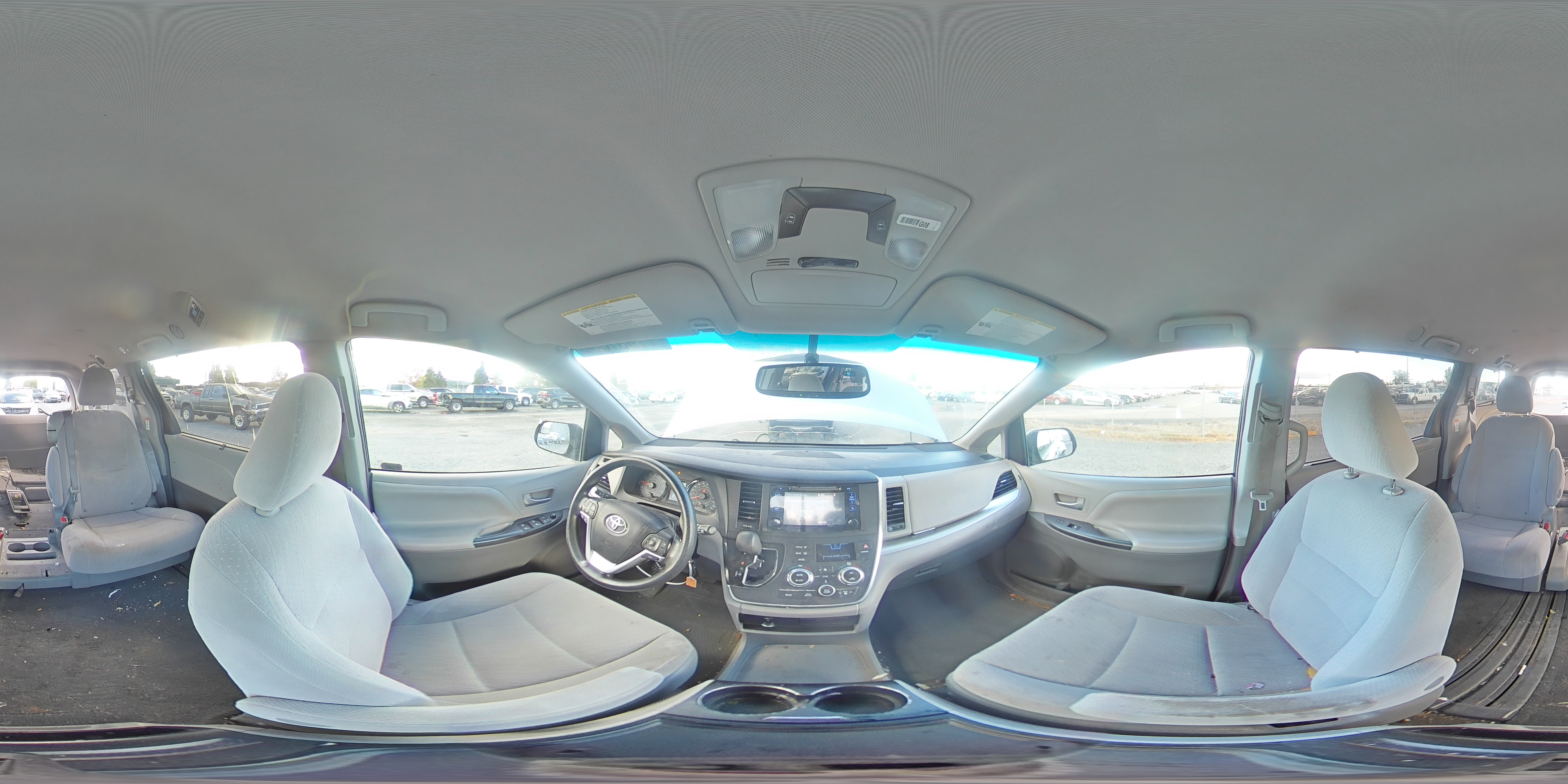 2016 Toyota Sienna VIN 5TDKK3DC0GS732077 Copart auction photo, rear end damage thumbnail 14