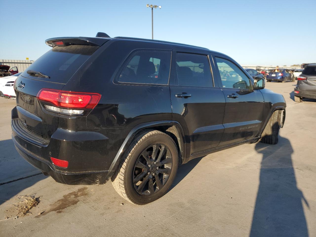 2017 Jeep Grand Cherokee VIN 1C4RJEAG8HC868853 Copart auction photo, front end damage thumbnail 3