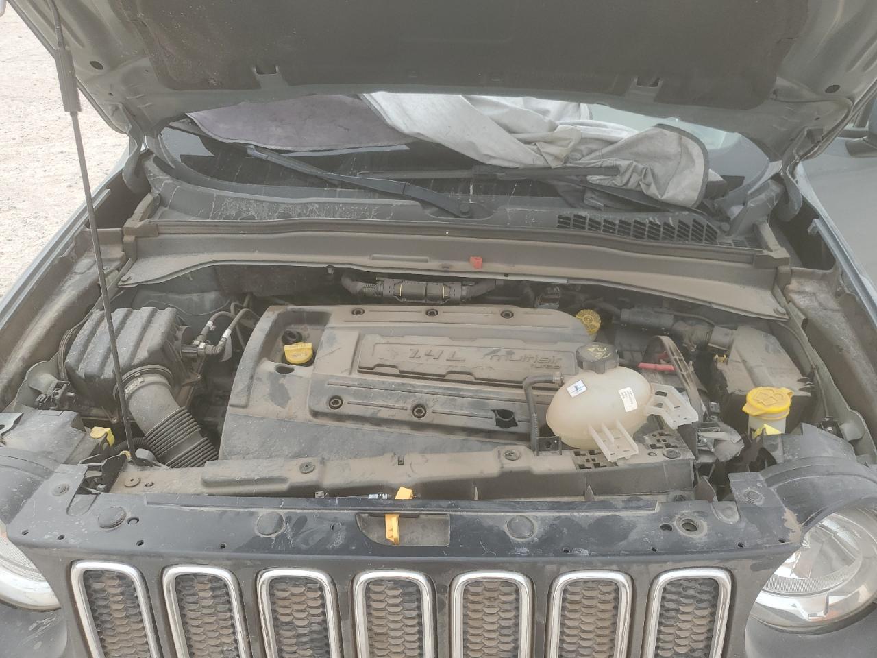 2018 Jeep Renegade VIN ZACCJABH4JPH33439 Copart auction photo, front end / undercarriage damage thumbnail 12
