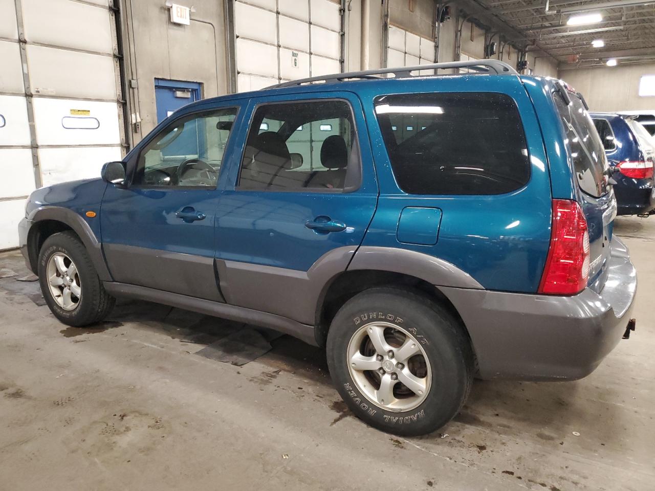 2005 Mazda Tribute VIN 4F2CZ94175KM05942 Copart auction photo, minor dent/scratches / undercarriage damage thumbnail 2