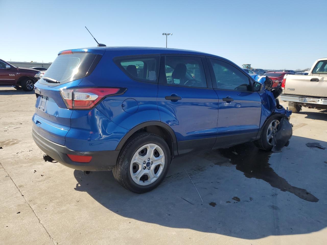 2018 Ford Escape VIN 1FMCU0F77JUB10930 Copart auction photo, front end damage thumbnail 3