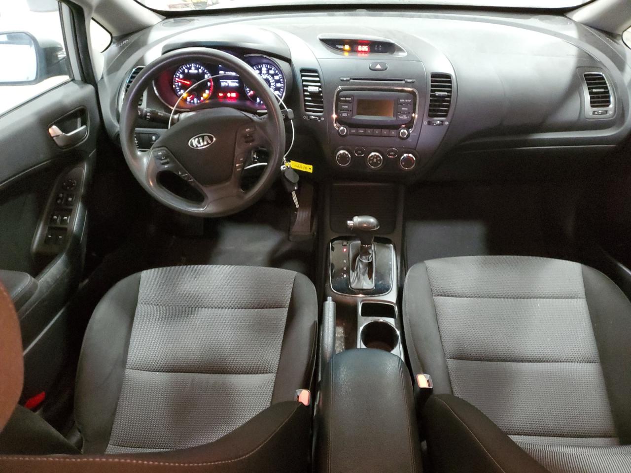 2017 KIA Forte VIN KNAFK5A82H5684793 Copart auction photo, mechanical / normal wear damage thumbnail 8