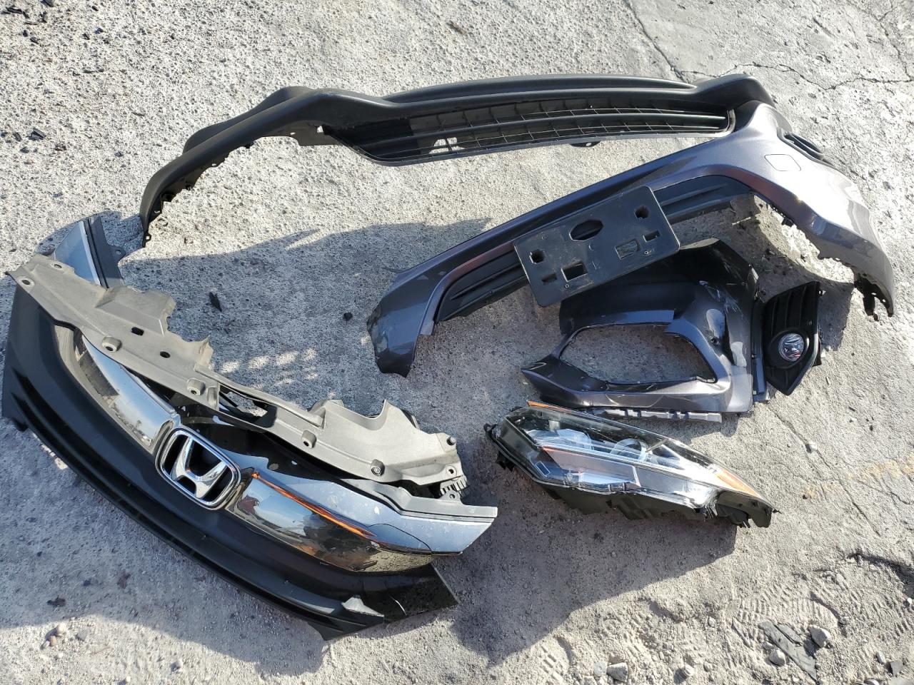 2021 Honda HR-V VIN 3CZRU5H56MM711613 Copart auction photo, front end damage thumbnail 13