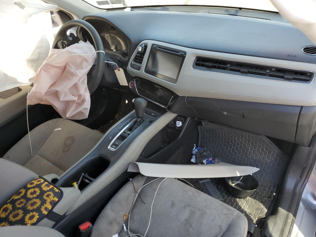 2018 Honda HR-V VIN 3CZRU6H55JG705544 Copart auction photo, front end / undercarriage damage thumbnail 8
