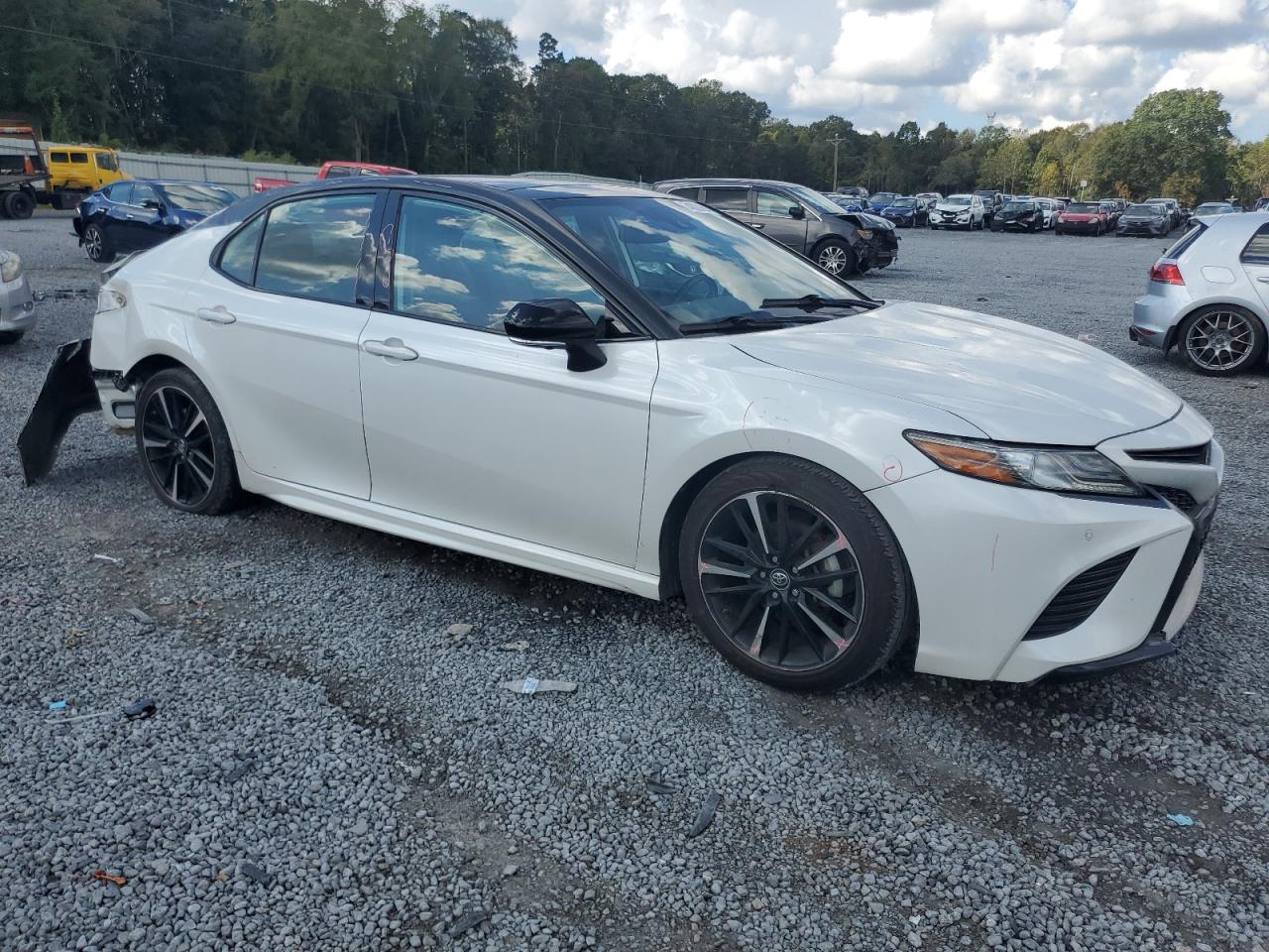 2019 Toyota Camry VIN 4T1B61HK0KU749102 Copart auction photo, rear end damage thumbnail 4