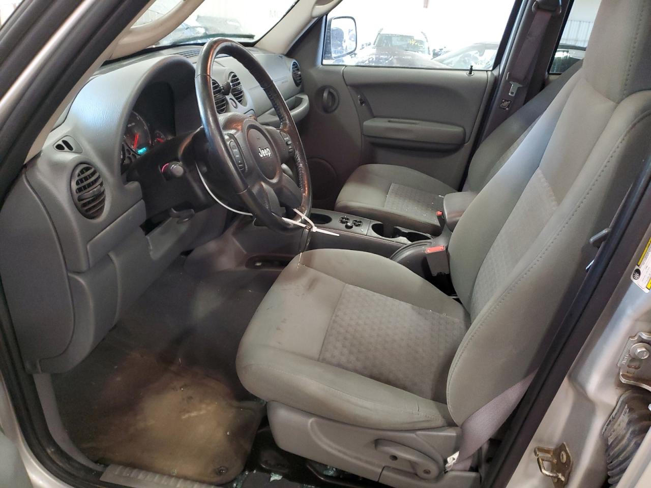 2007 Jeep Liberty (North America) VIN 1J4GK48K57W525627 Copart auction photo, front end / side damage thumbnail 7