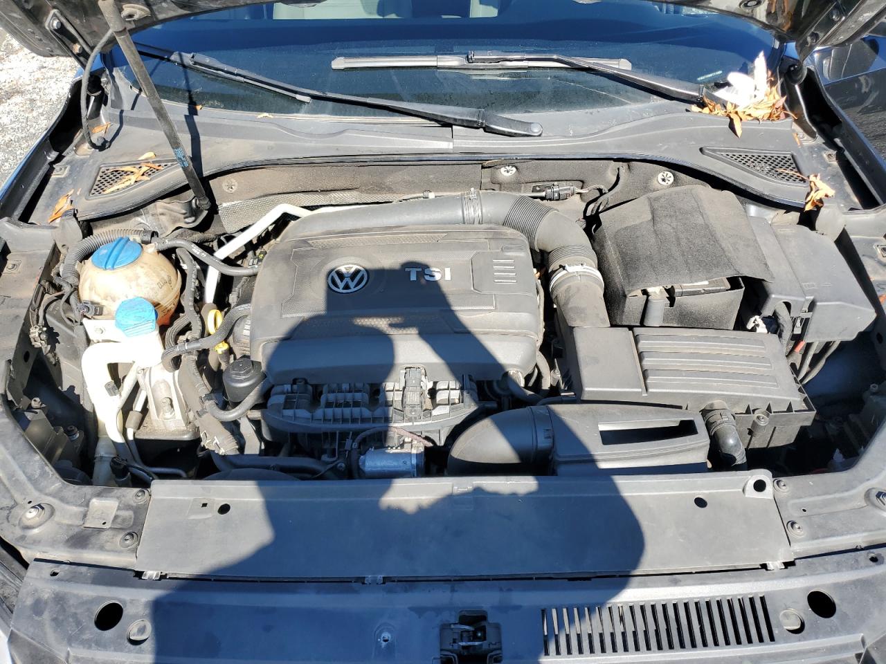 2015 Volkswagen Passat VIN 1VWAT7A30FC110399 Copart auction photo, side / front end damage thumbnail 11