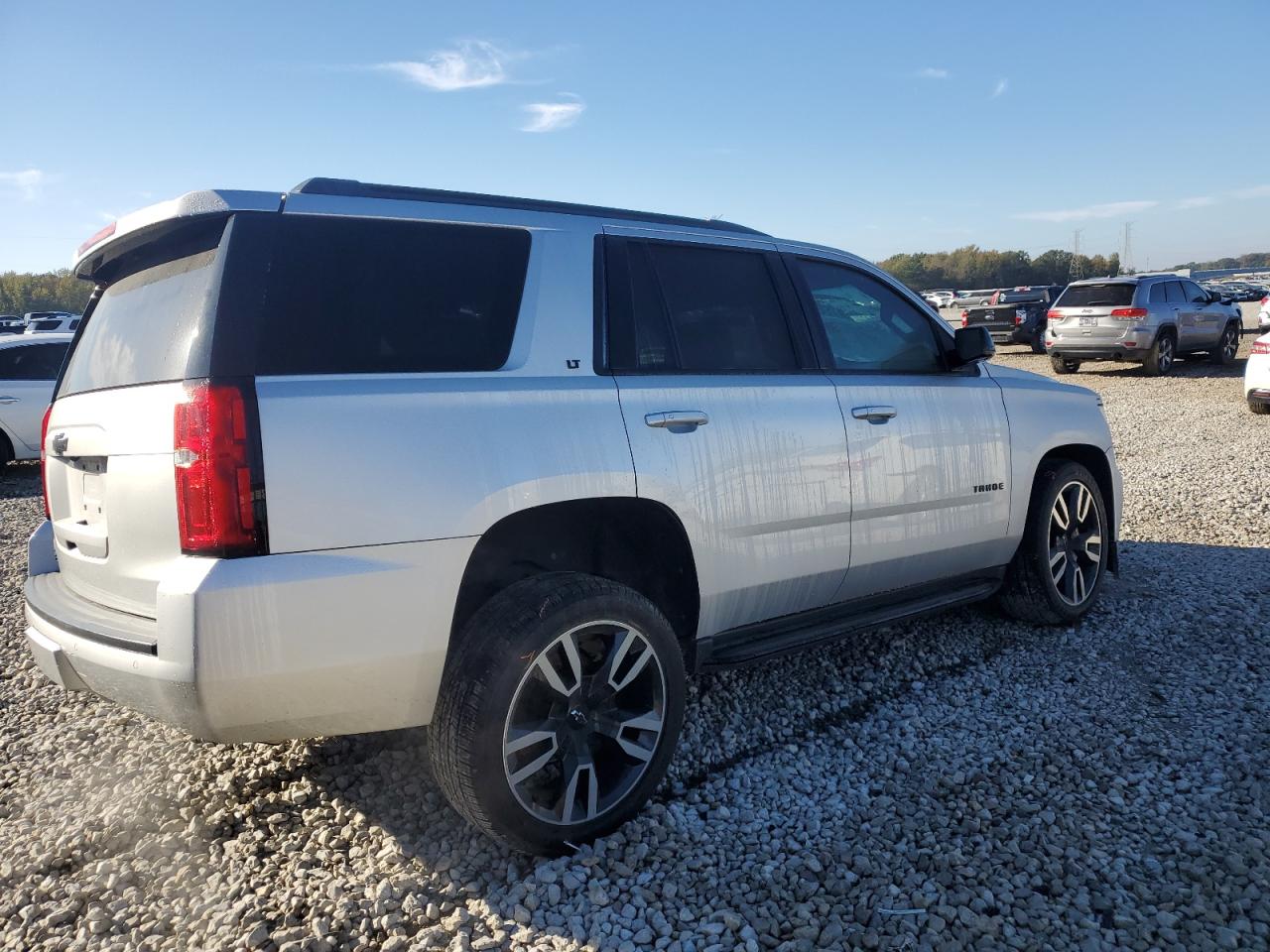 2019 Chevrolet Tahoe VIN 1GNSCBKC1KR191825 Copart auction photo, front end damage thumbnail 3