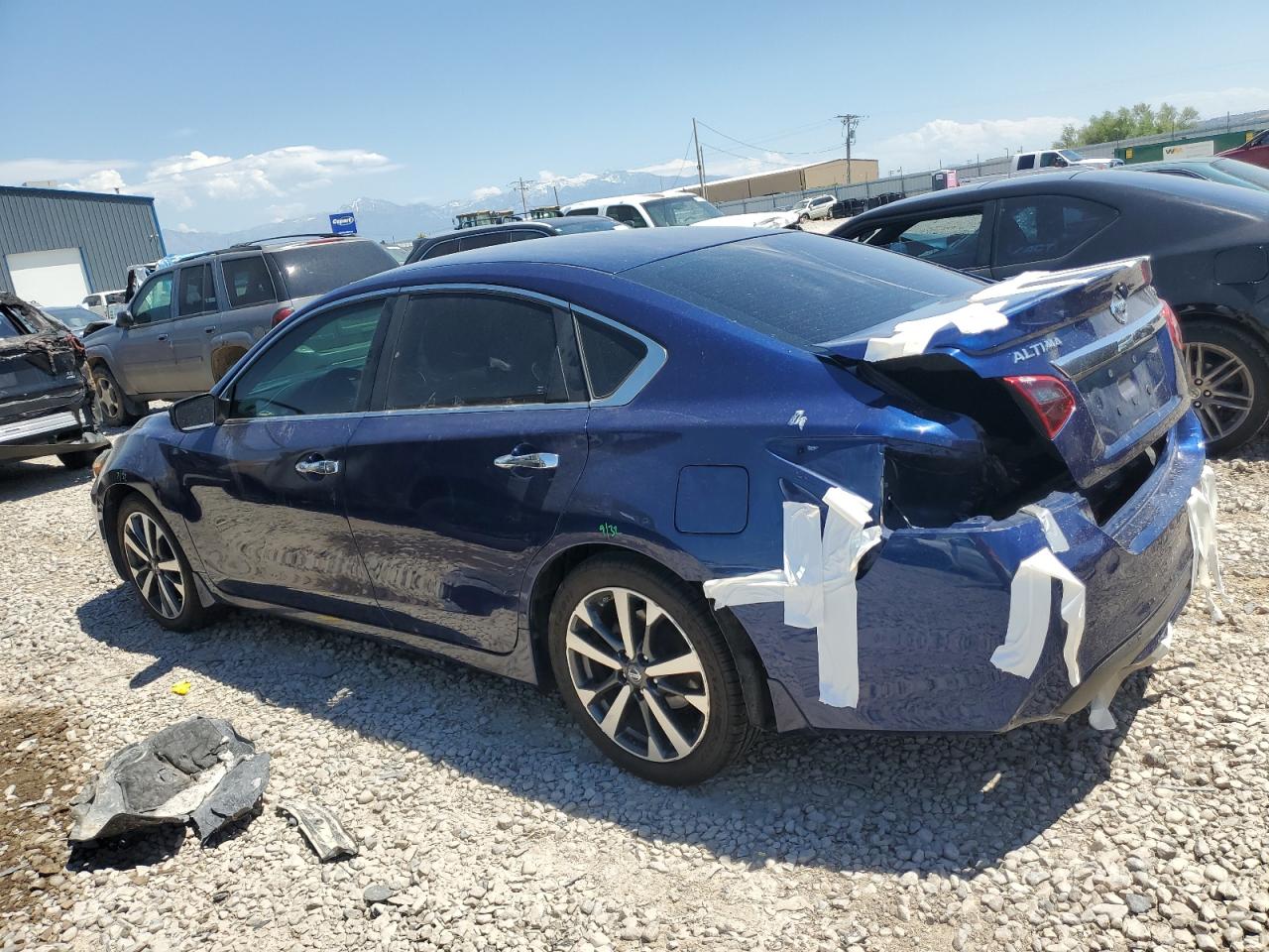 2017 Nissan Altima VIN 1N4AL3AP1HC495379 Copart auction photo, rear end damage thumbnail 2