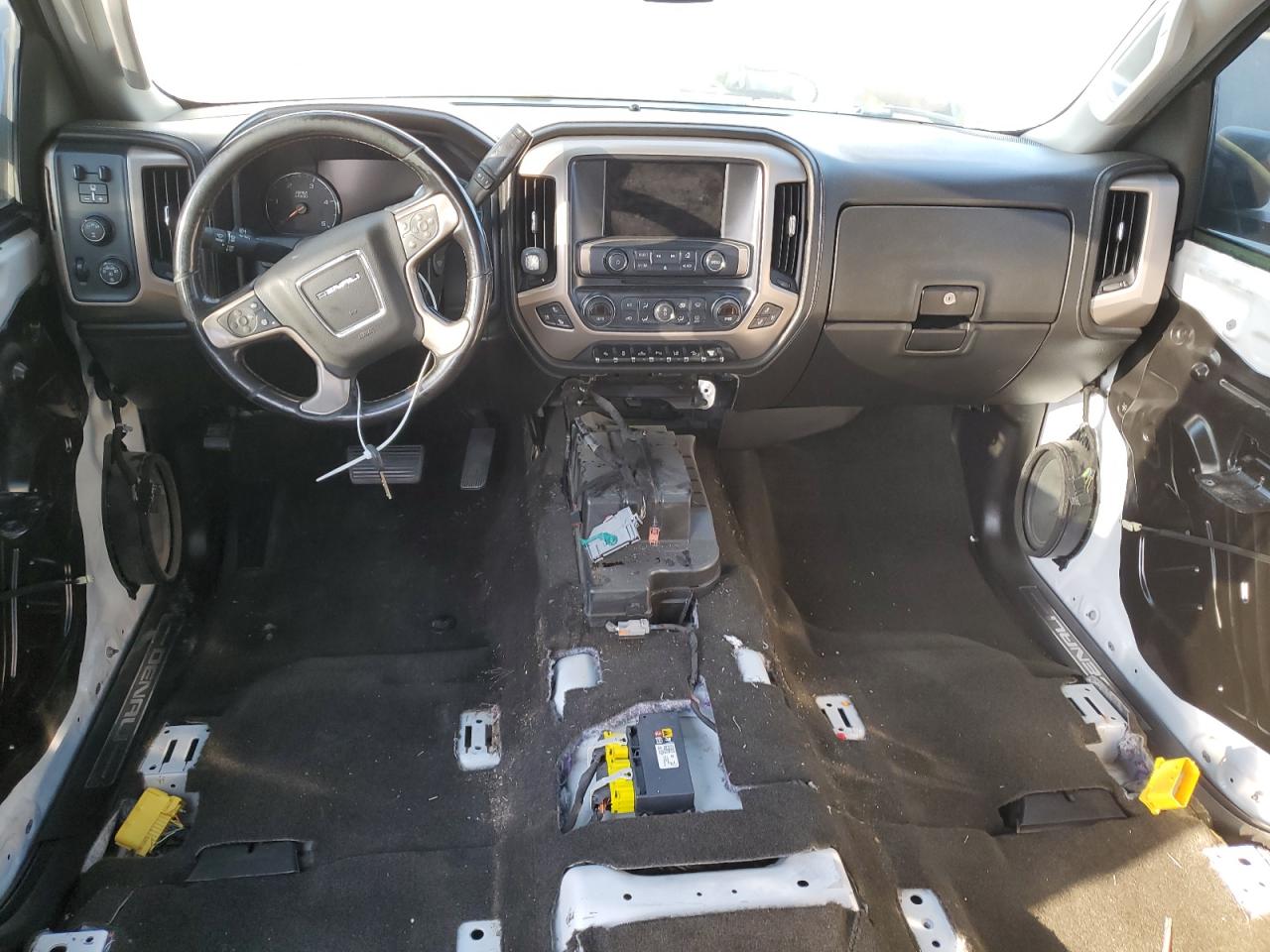 2017 GMC Sierra VIN 1GT12UEY2HF229566 Copart auction photo, vandalism damage thumbnail 8
