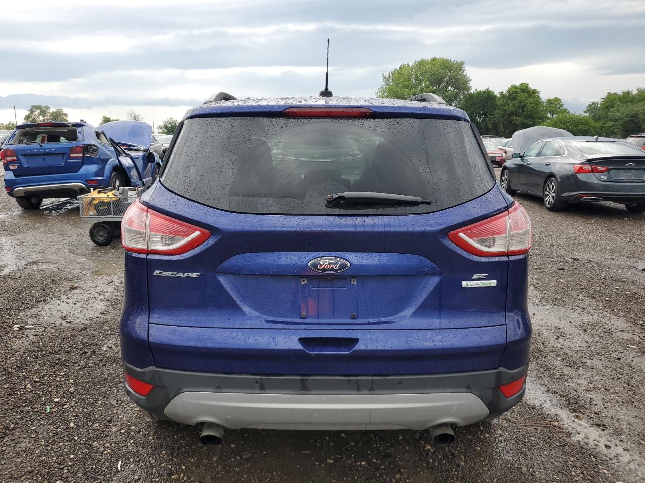 2016 Ford Escape VIN 1FMCU0GX4GUB04459 Copart auction photo, front end / side damage thumbnail 6