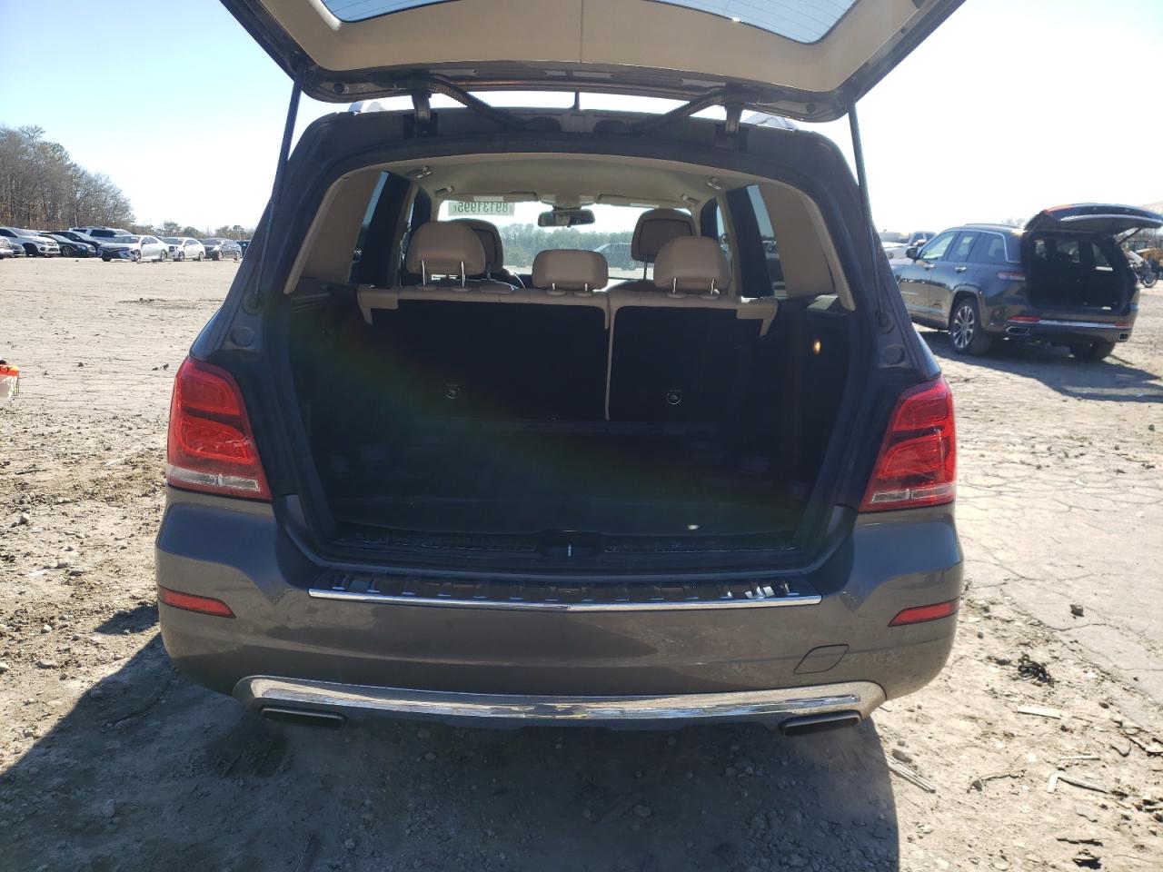 2013 Mercedes-Benz GLK-klasse VIN WDCGG5HB7DF993328 Copart auction photo, side / rear end damage thumbnail 6