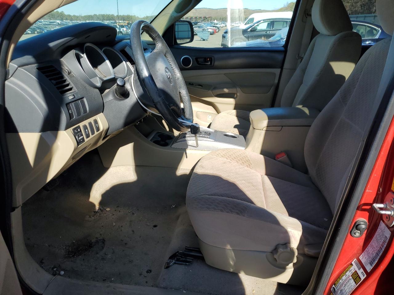 2011 Toyota Tacoma VIN 3TMLU4EN3BM060027 Copart auction photo, rear end / side damage thumbnail 7