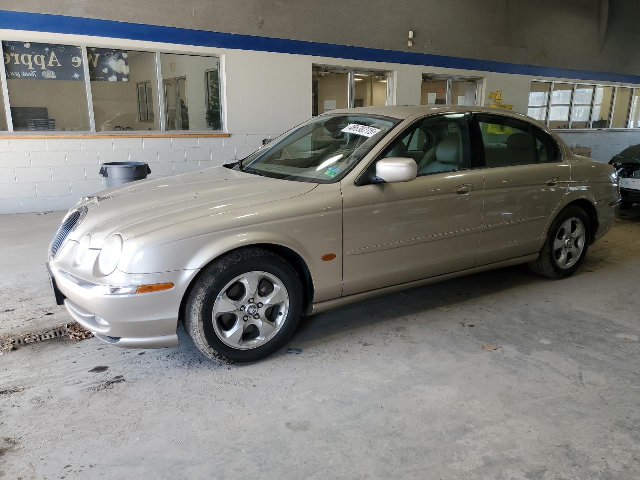 2000 Jaguar S-Type VIN SAJDA01C0YFL48589 - Copart auction photo