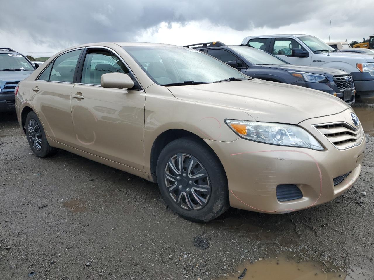 2010 Toyota Camry VIN 4T1BF3EK7AU055781 Copart auction photo, side / rear end damage thumbnail 4