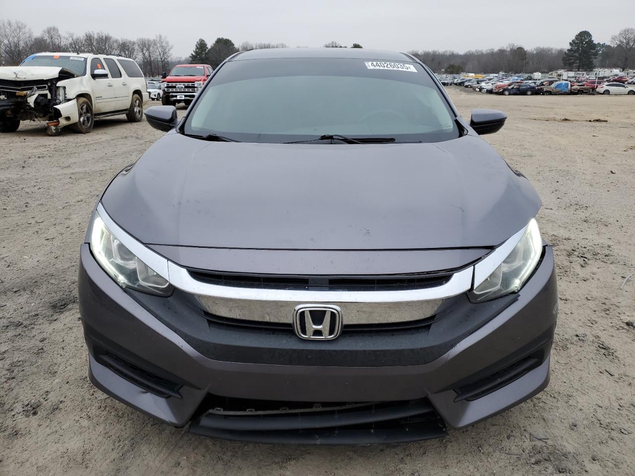 2018 Honda Civic VIN 19XFC2F5XJE007238 Copart auction photo, all over damage thumbnail 5