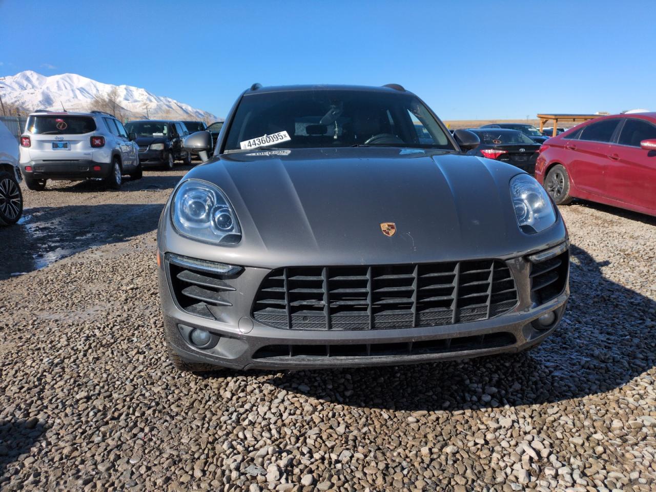 2016 Porsche Macan VIN WP1AB2A52GLB46735 Copart auction photo, minor dent/scratches damage thumbnail 5