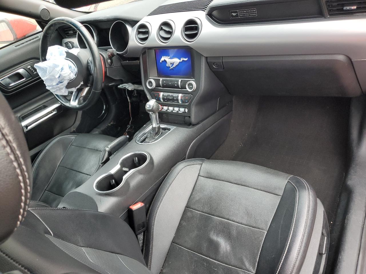 2020 Ford Mustang VIN 1FA6P8TH7L5138864 Copart auction photo, front end / minor dent/scratches damage thumbnail 8