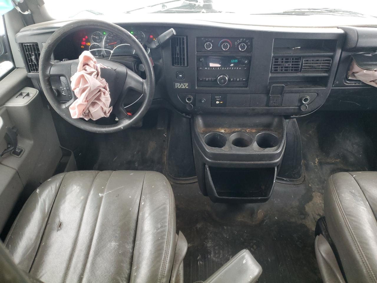 2017 Chevrolet Express VIN 1GCWGAFFXH1164076 Copart auction photo, all over damage thumbnail 8