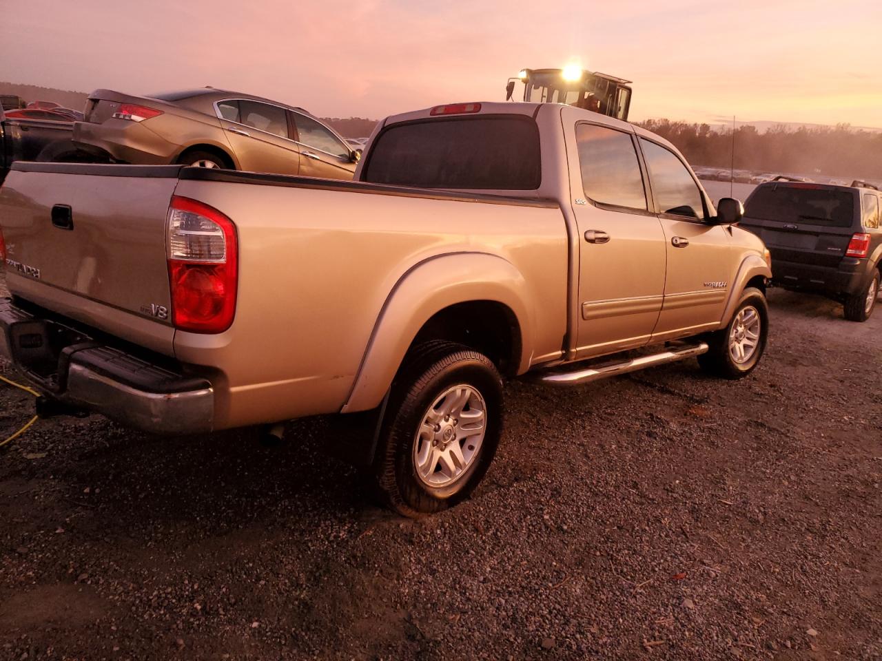 2006 Toyota Tundra VIN 5TBET341X6S551360 Copart auction photo, front end damage thumbnail 3