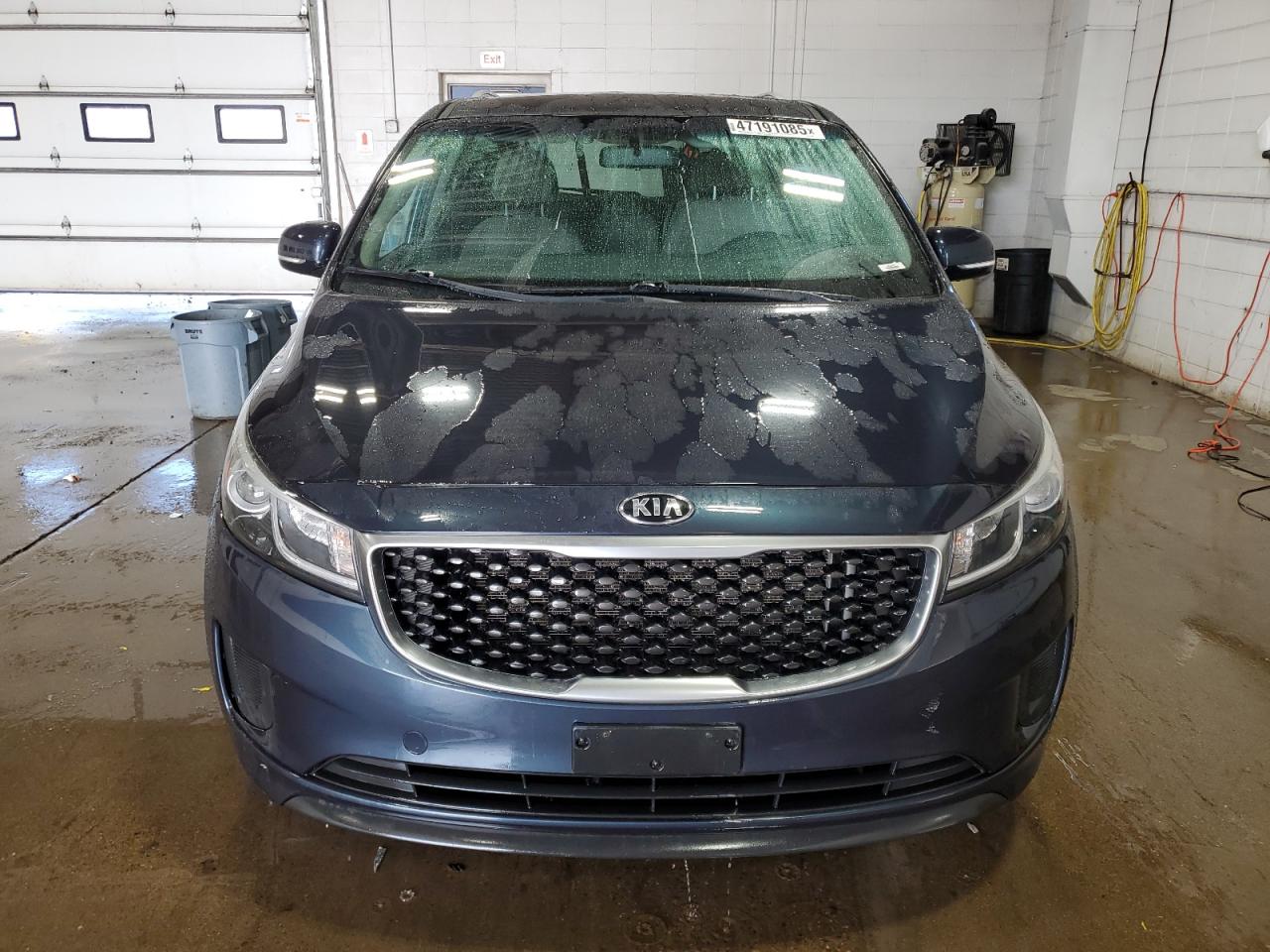 2016 KIA Sedona VIN KNDMB5C16G6194974 Copart auction photo, rear end / side damage thumbnail 5