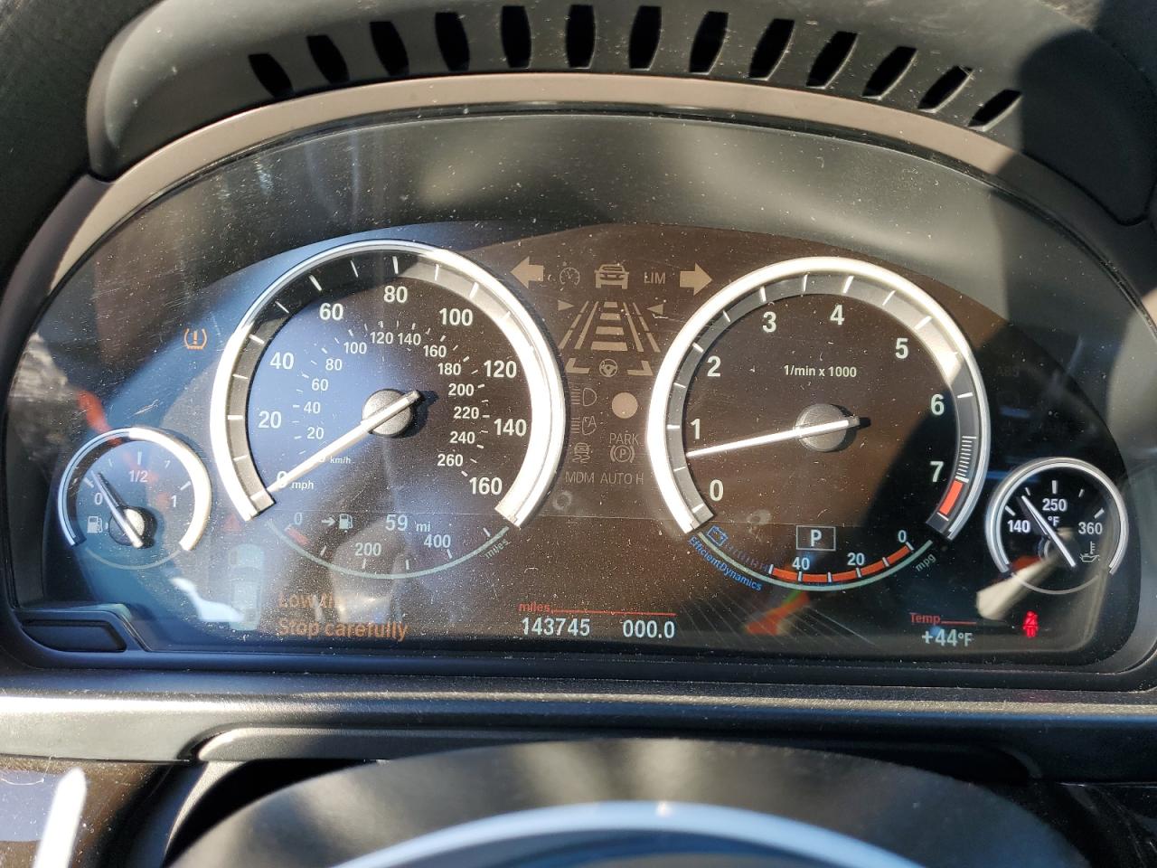 2016 BMW 5er VIN WBA5B1C52GG552093 Copart auction photo, front end damage thumbnail 9
