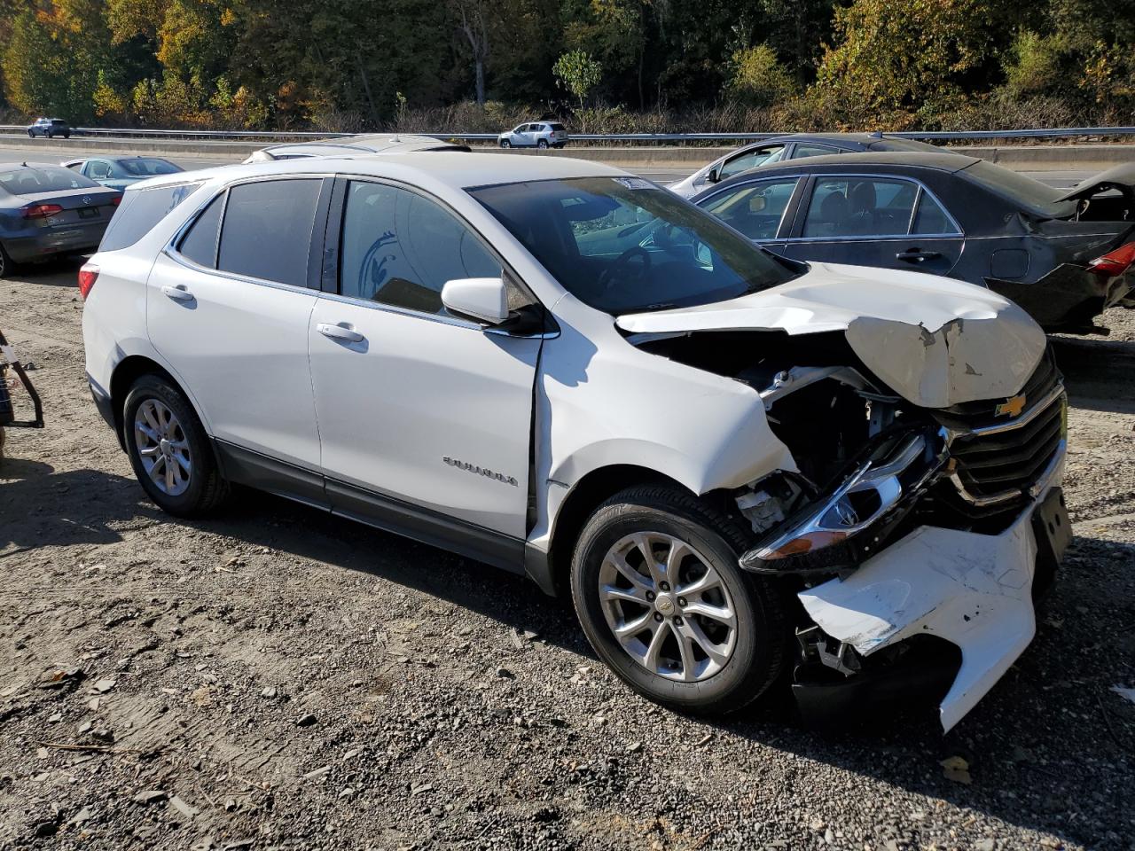 2019 Chevrolet Equinox VIN 3GNAXKEV2KS639029 Copart auction photo, front end damage thumbnail 4