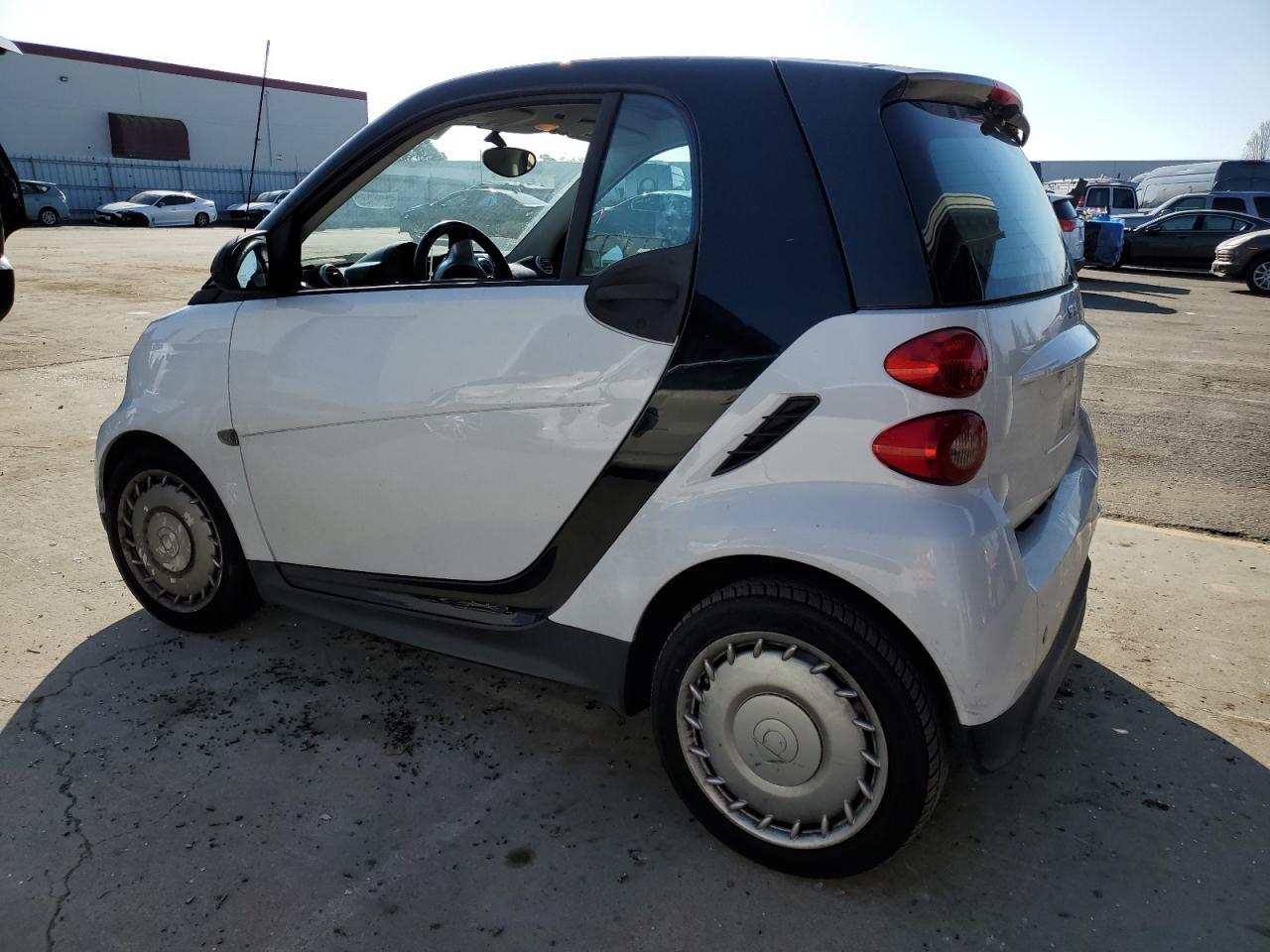2015 Smart Fortwo VIN WMEEJ3BA2FK810335 Copart auction photo, minor dent/scratches damage thumbnail 2