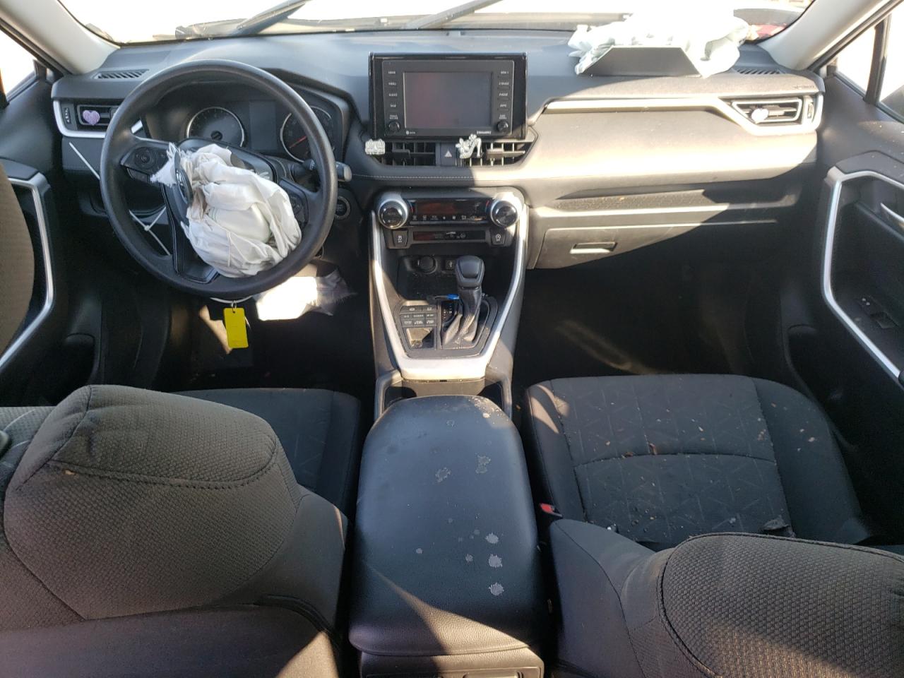 2020 Toyota RAV 4 VIN 2T3P1RFV6LC092817 Copart auction photo, front end / side damage thumbnail 8