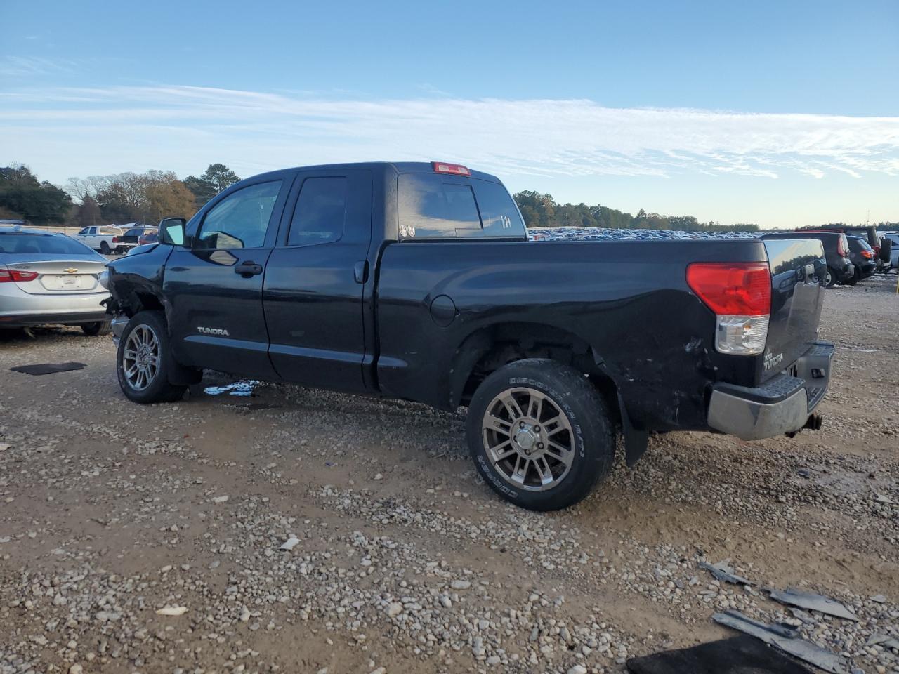 2010 Toyota Tundra VIN 5TFUM5F17AX012500 Copart auction photo, front end damage thumbnail 2