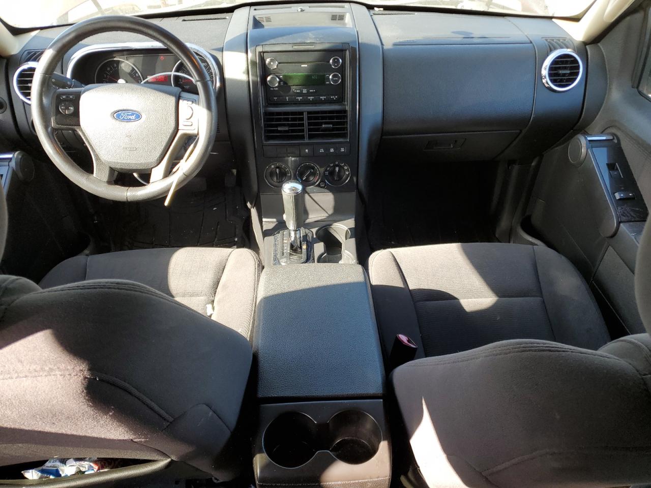 2010 Ford Explorer VIN 1FMEU7DE5AUB13912 Copart auction photo, front end damage thumbnail 8