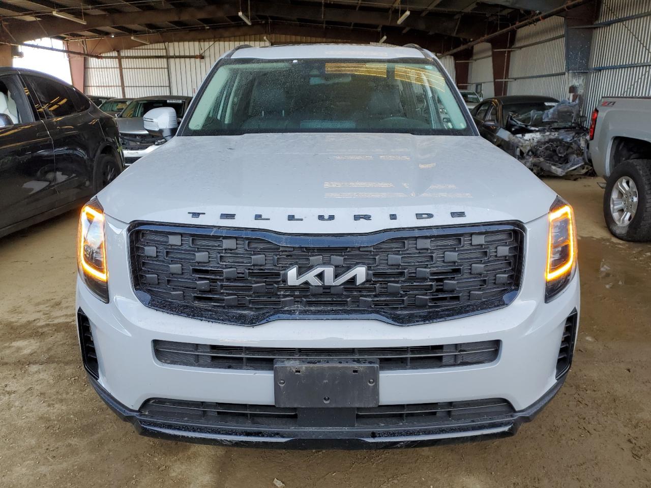 2022 KIA Telluride VIN 5XYP3DHC9NG218497 Copart auction photo, all over damage thumbnail 5