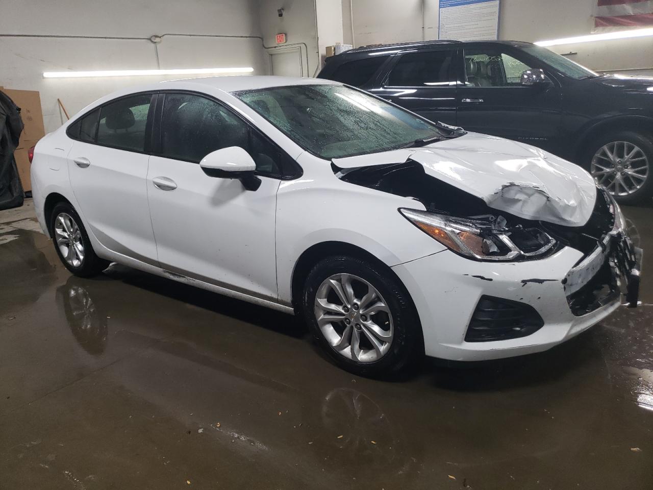 2019 Chevrolet Cruze VIN 1G1BC5SM0K7126665 Copart auction photo, front end damage thumbnail 4