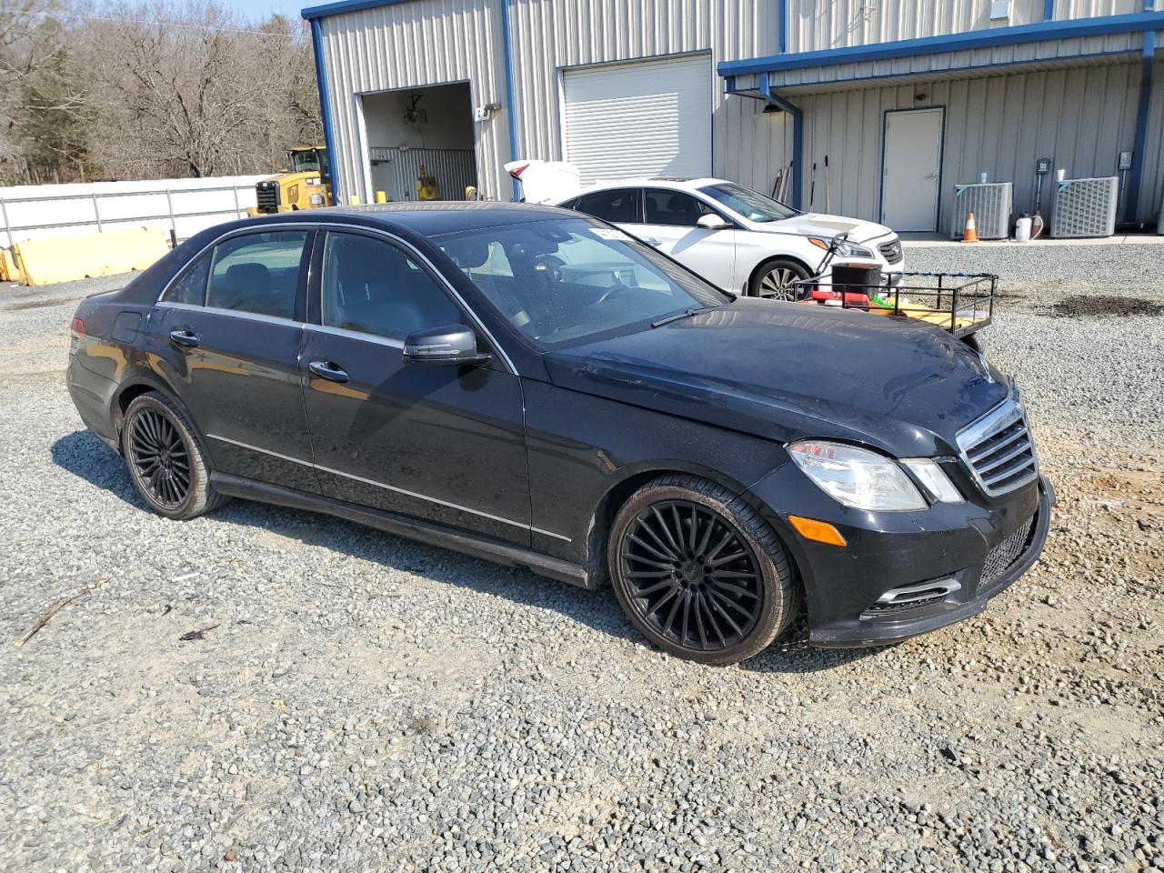 2013 Mercedes-Benz E-klasse VIN WDDHF5KB1DA745133 Copart auction photo, all over damage thumbnail 4
