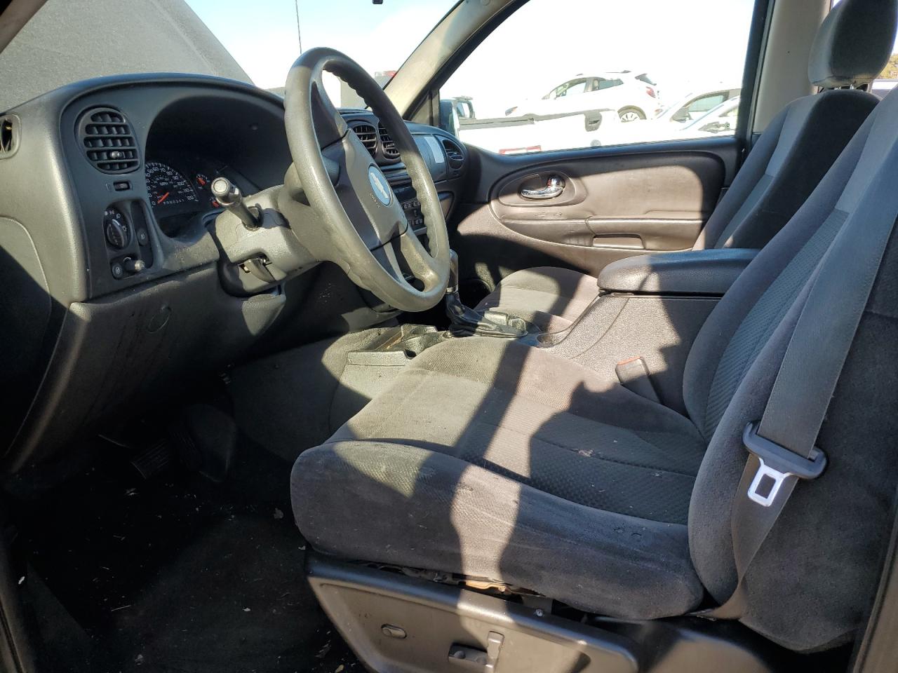 2008 Chevrolet TrailBlazer VIN 1GNDT13S182100708 Copart auction photo, front end / rear end damage thumbnail 7