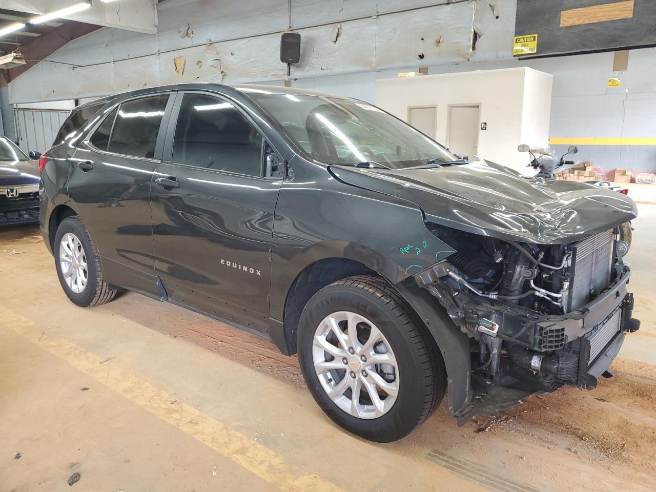 2021 Chevrolet Equinox VIN 3GNAXUEV5ML338294 Copart auction photo, front end damage thumbnail 4
