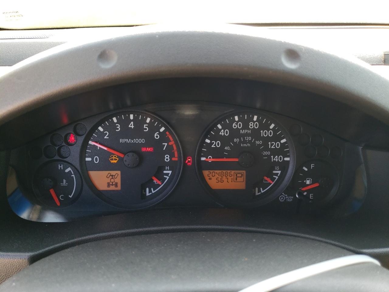 2006 Nissan XTerra VIN 5N1AN08W66C520916 Copart auction photo, front end / minor dent/scratches damage thumbnail 9