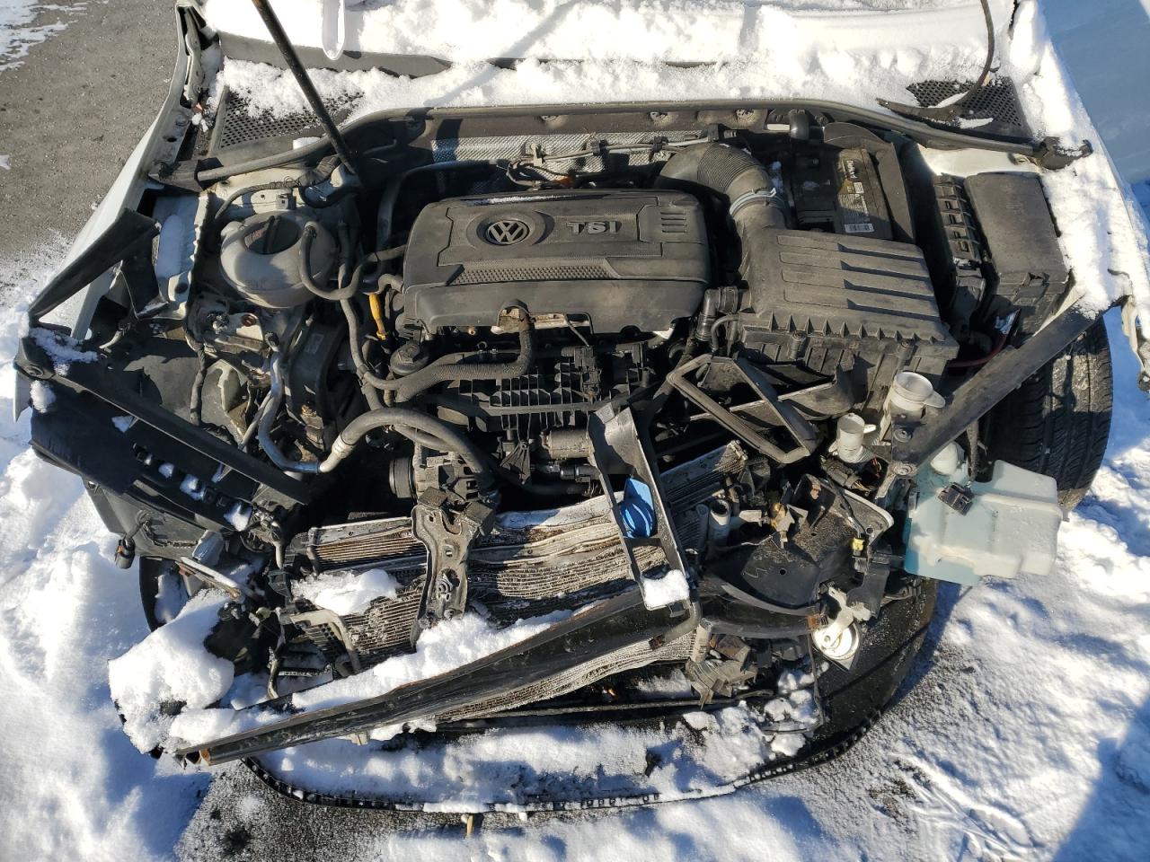 2016 Volkswagen Golf VIN 3VW217AU4GM015928 Copart auction photo, front end damage thumbnail 13