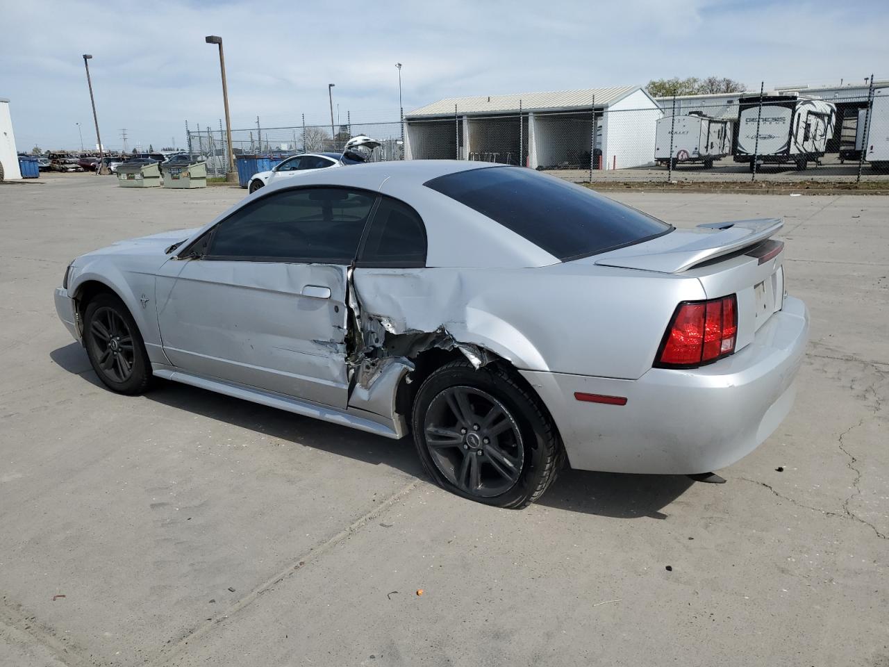 2002 Ford Mustang VIN 1FAFP40422F173699 Copart auction photo, side / front end damage thumbnail 2