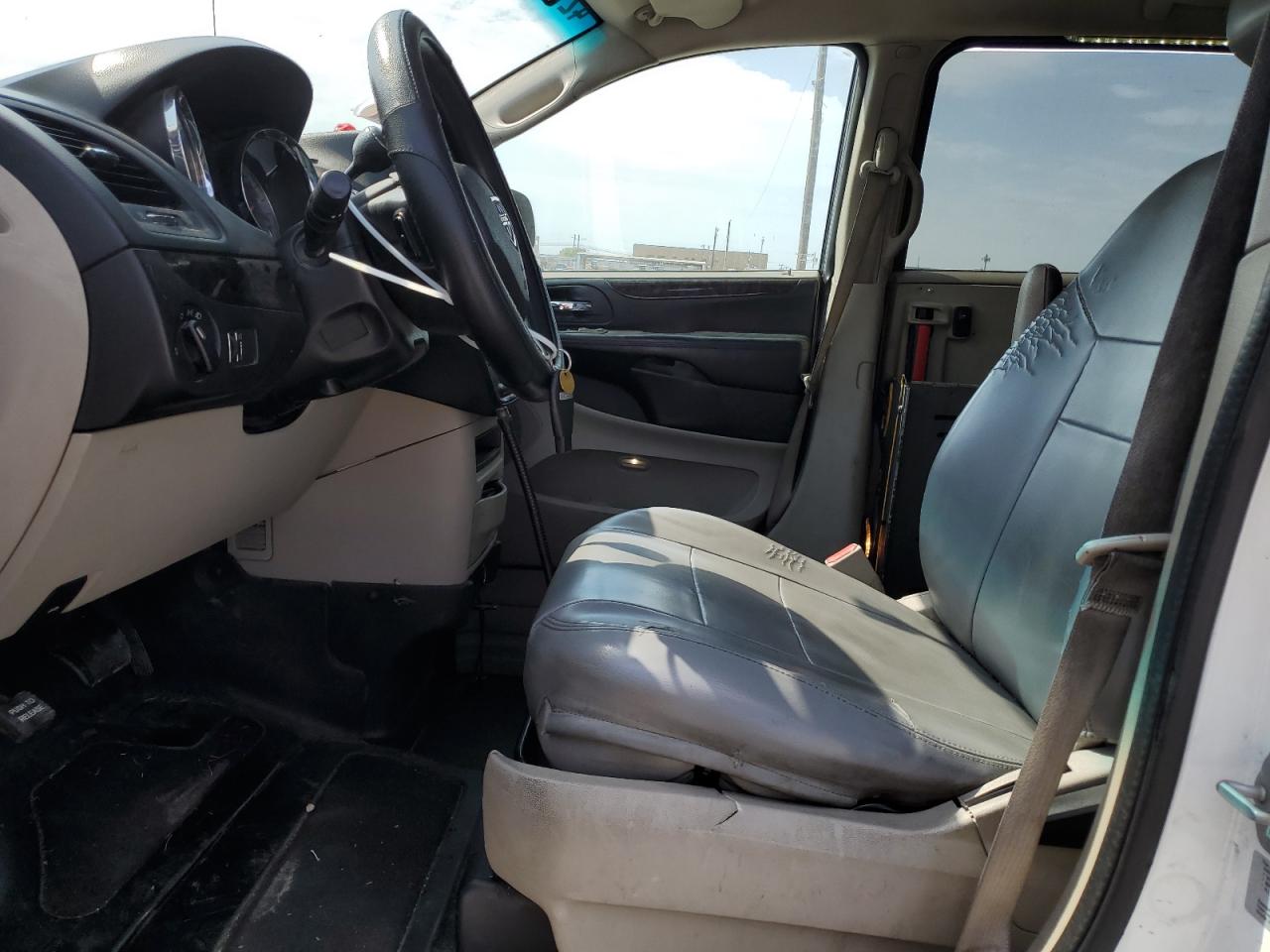 2017 Dodge Caravan VIN 2C4RDGBG7HR776514 Copart auction photo, all over damage thumbnail 7
