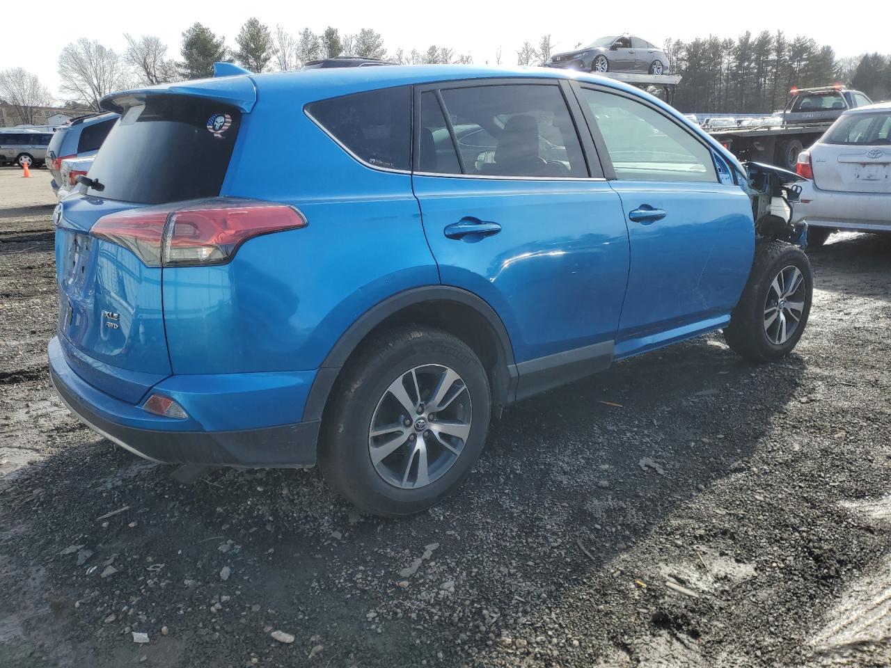 2018 Toyota RAV 4 VIN 2T3RFREV4JW793699 Copart auction photo, front end damage thumbnail 3