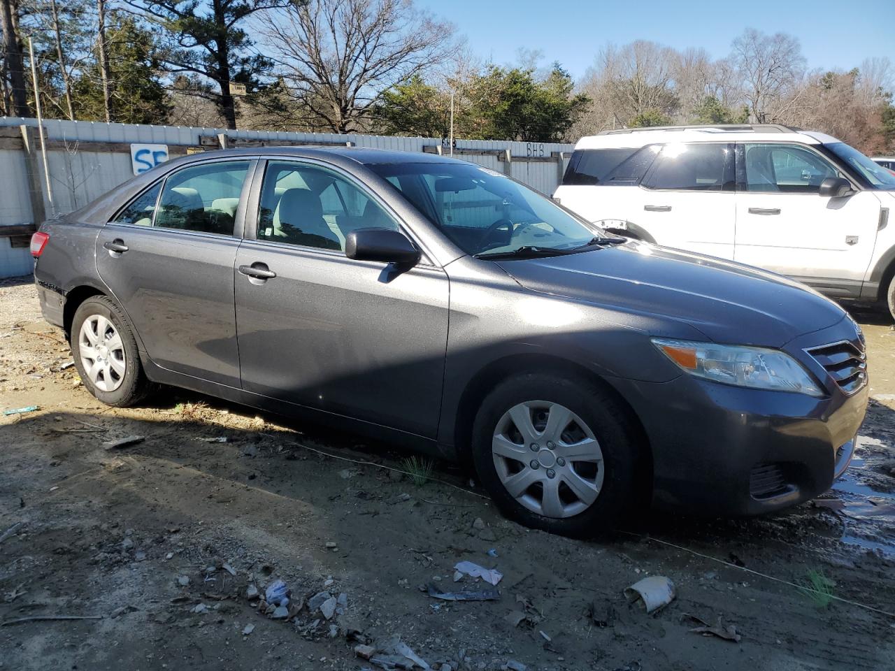 2011 Toyota Camry VIN 4T1BF3EK2BU667453 Copart auction photo, rear end damage thumbnail 4