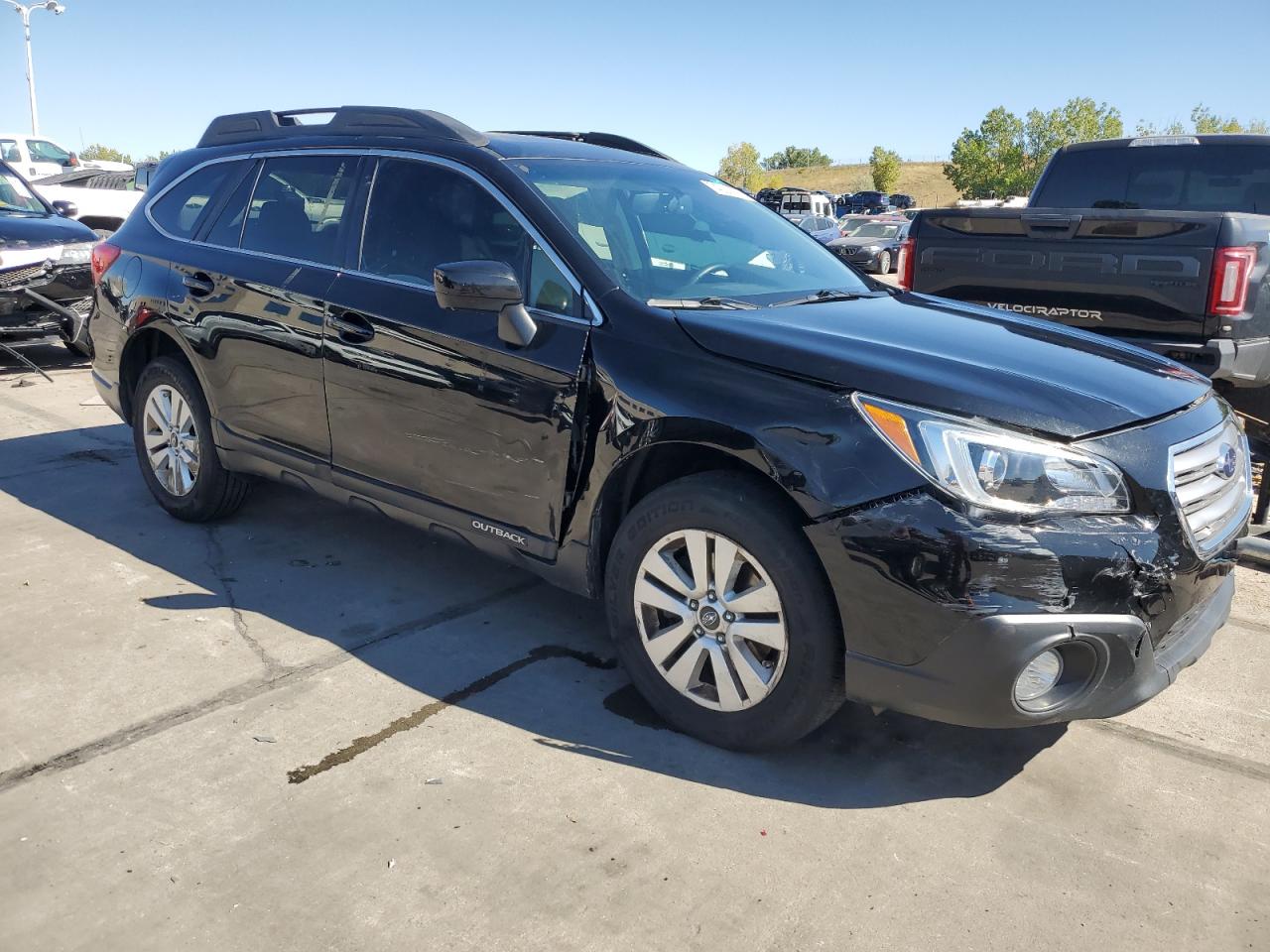 2017 Subaru Outback VIN 4S4BSADC6H3355726 Copart auction photo, side / front end damage thumbnail 4