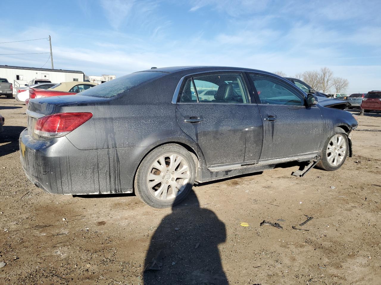 2011 Toyota Avalon VIN 4T1BK3DB7BU429613 Copart auction photo, front end / minor dent/scratches damage thumbnail 3