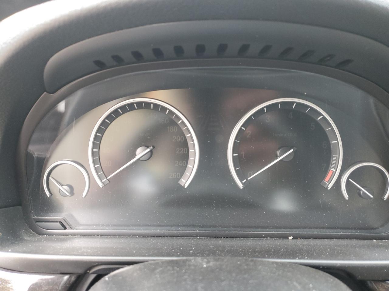 2013 BMW 5er VIN WBAFU7C50DDU70359 Copart auction photo, front end damage thumbnail 9