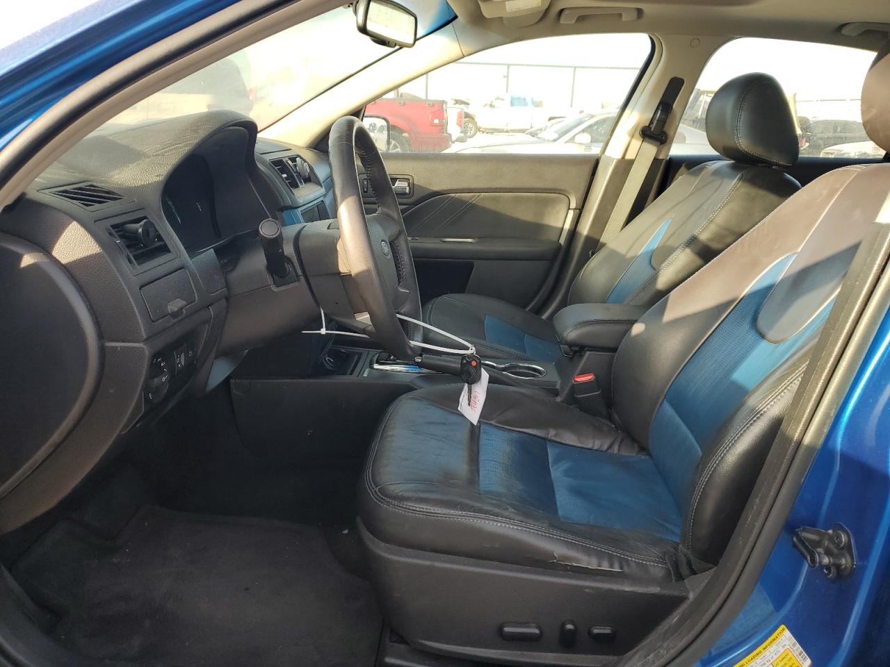 2011 Ford Fusion VIN 3FAHP0DC1BR218198 Copart auction photo, front end damage thumbnail 7